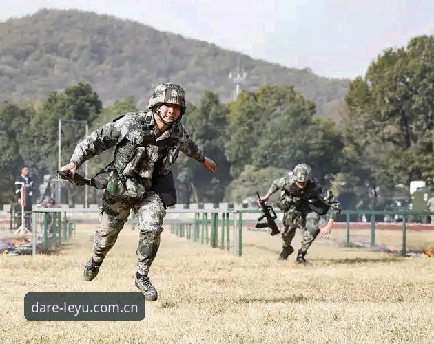 LEYU怎么样安装教程 辽宁铁人夏训拉练启动,中卫调整与战术重构最新动态